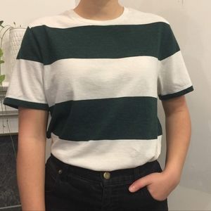 🍬 3/$30 Super Soft Old Navy Striped Shirt